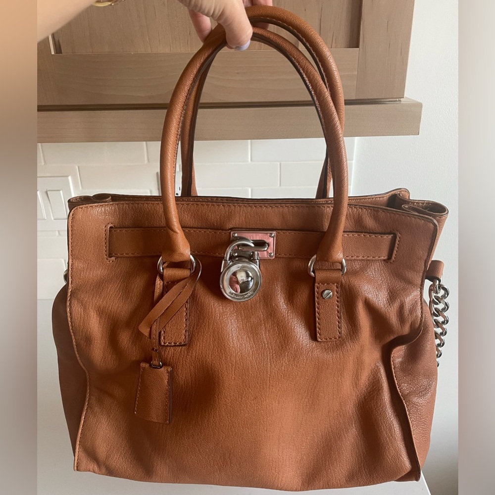 Micheal Kors tote-brown